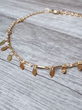 Dainty Adjustable Gold Leaf Charm Anklet